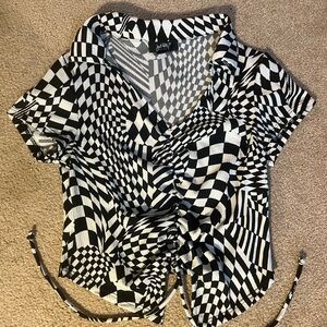 Black and White Geometric Women's Top